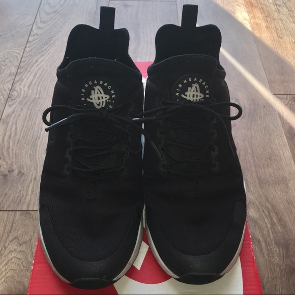 (Sold) Nike Huarache Ultra - Picture 1 of 7